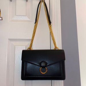JW PEI “The Envelope” Chain Crossbody bag in Black/ Gold!